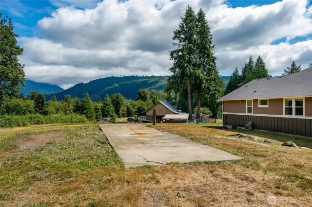RV pad with water and septic clean out