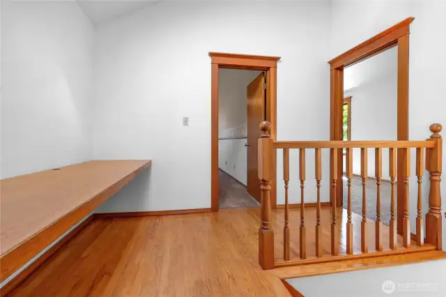 2nd floor landing