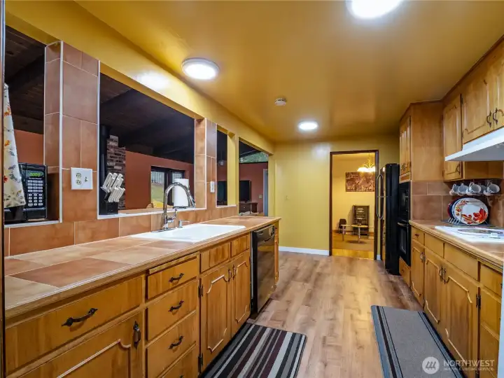 Kitchen with plenty of counter space