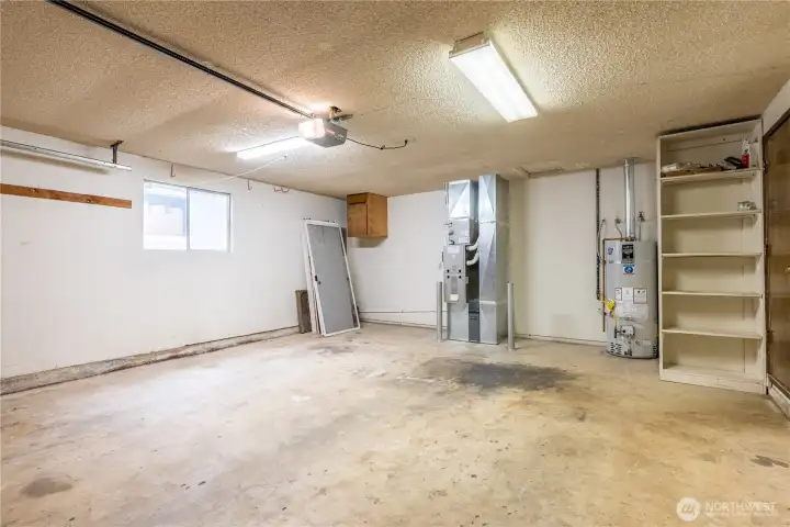 Large Garage With Lots Of Storage