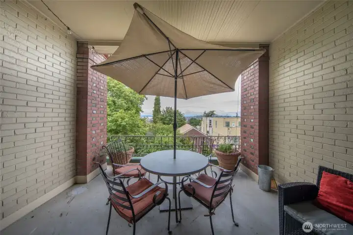 Third communal porch