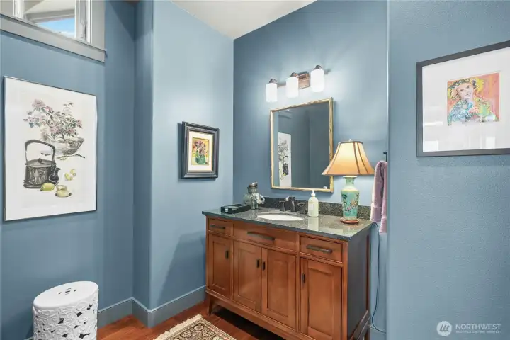 Powder room just off of the entryway