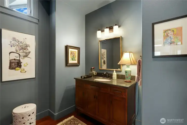 Powder room just off of the entryway