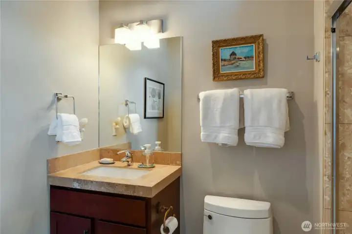 Second bedroom ensuite bathroom