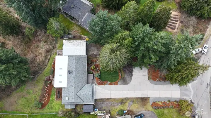 Two additional detached storage sheds in backyard.