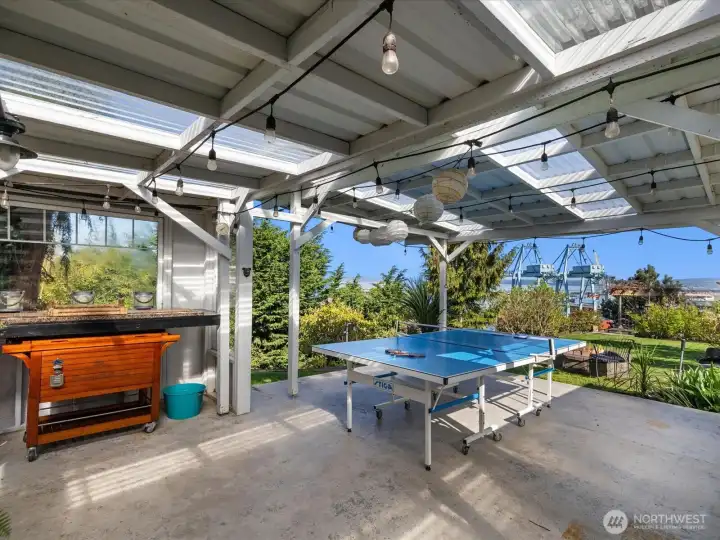 Pefect for BBQs, gatherings and time with friends