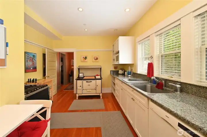 Secondary home spacious kitchenette