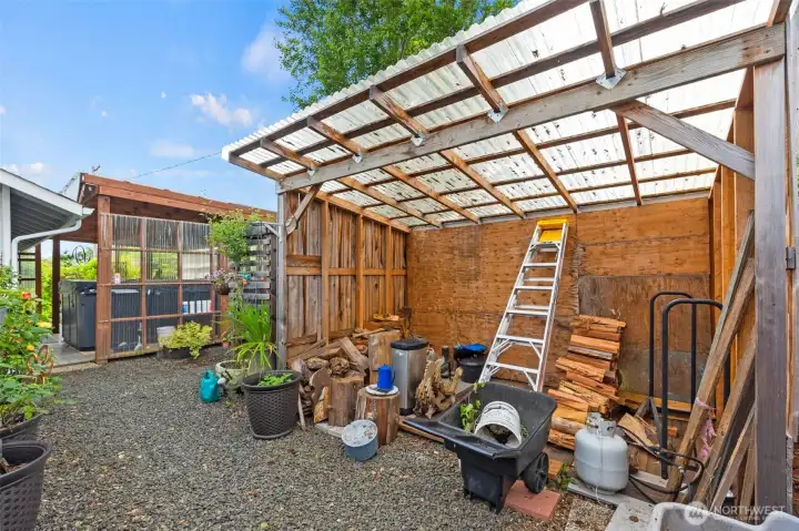 Wood shed