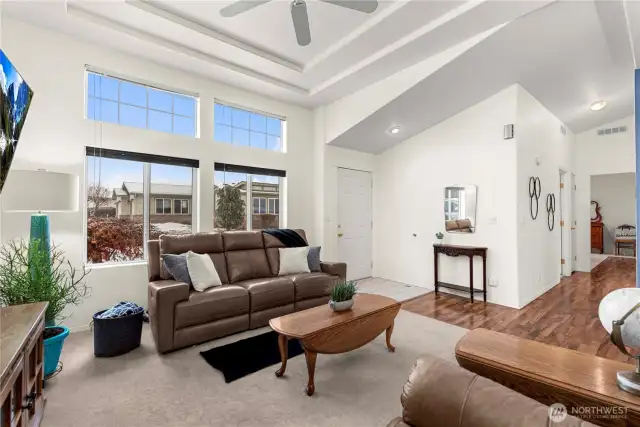 Large windows, Vaulted ceilings