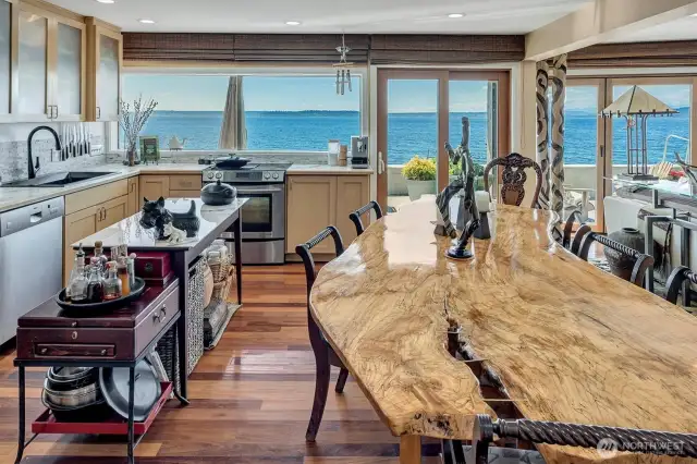 ~dining space