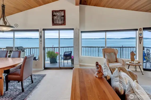 ~ultimate view, same floorplan as unit 3