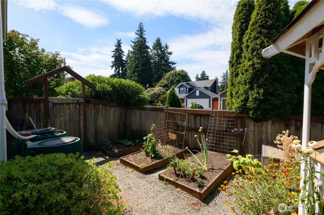 Like to garden? Rainwater collection makes it easy to not run up your water bill. Additionally, raised garden beds are ready and waiting.