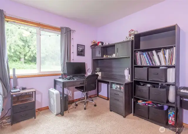 Bedroom furnished.