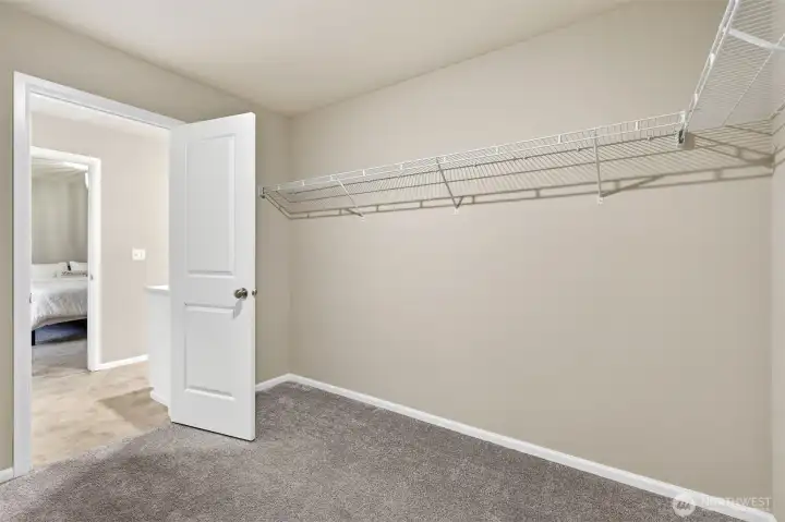 Walk-in closet