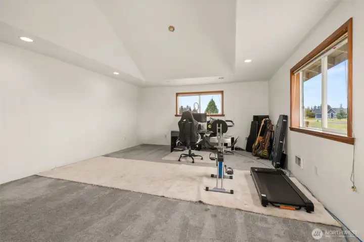 Or spacious home office