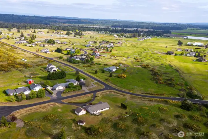 Incredible setting with lots of hiking and nature trails close by.