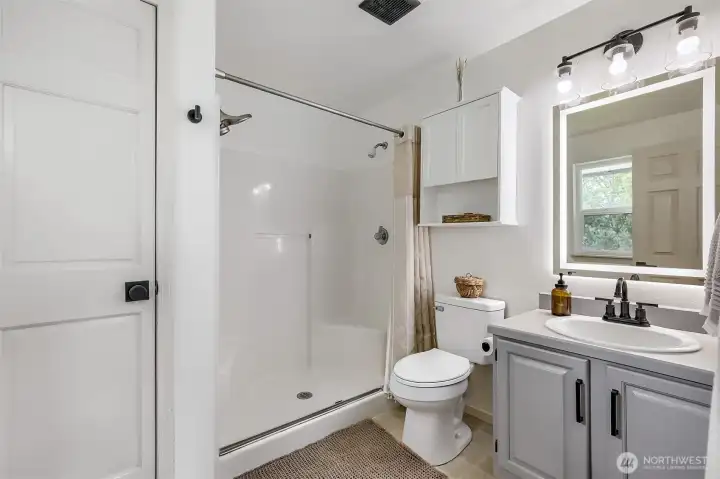 A practical and comfortable extension of the primary retreat.