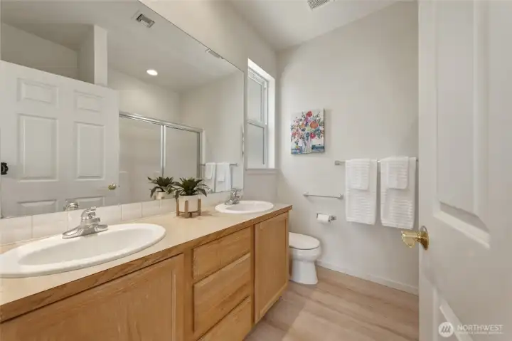 Primary Ensuite 3/4 Bath