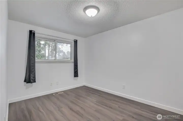 1ST BEDROOM