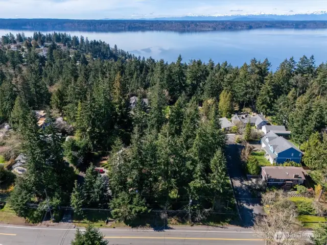 ~located on quiet private drive