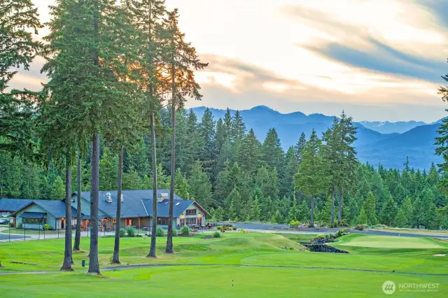 Country Club & Golf