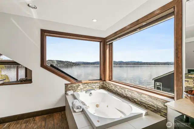 Enjoy beautiful Lake Washington views from your relaxing jetted tub!