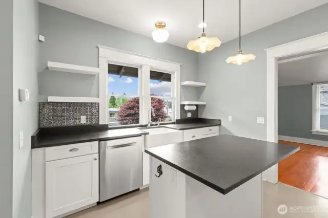 718 B Updated kitchen with leathered finish granite countertops