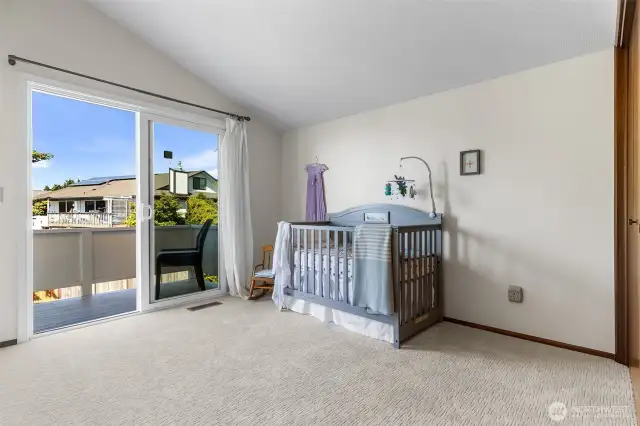 Upstairs bedroom #2 w/ balcony/deck