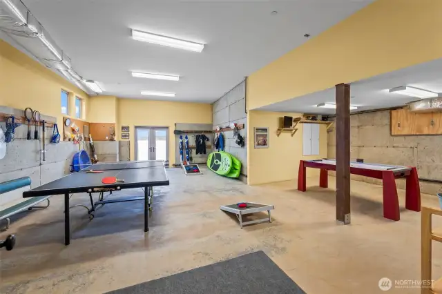 A dedicated marine room makes it easy to store paddleboards and gear after a day on the water. It’s the perfect indoor-outdoor hub for waterfront living and play.