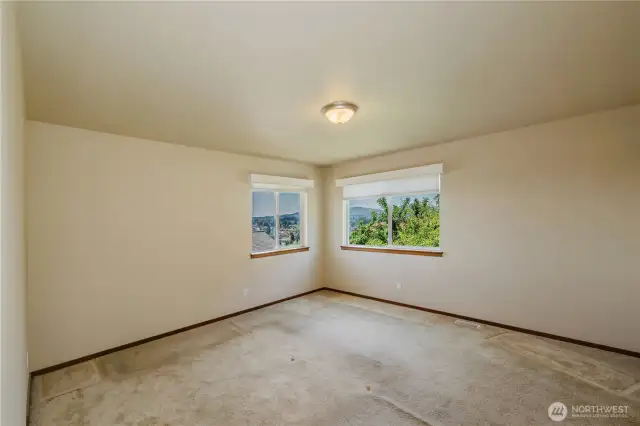 Yes, the carpets are horrible. Left them, so you could choose what you like.