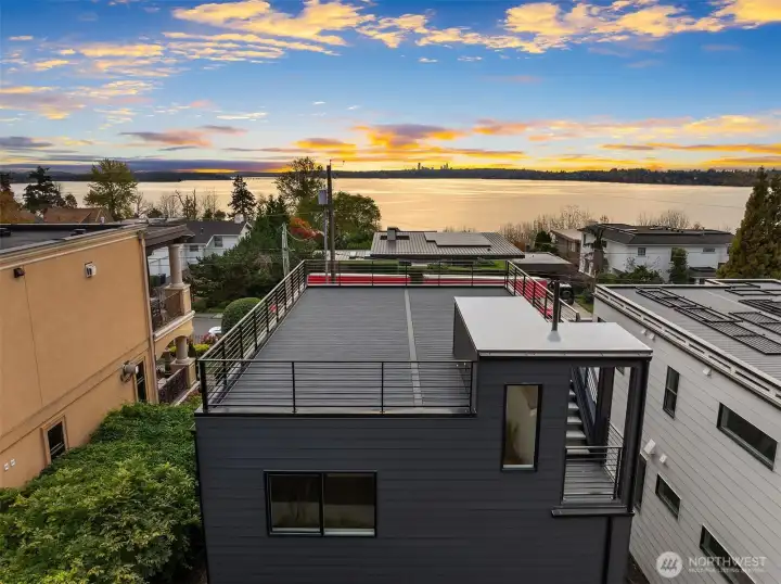 The roof top deck.