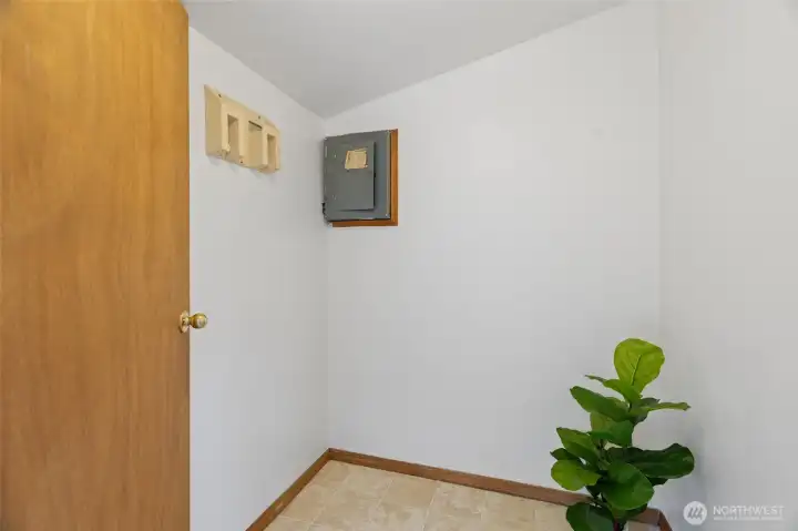 Generous walk in pantry ...