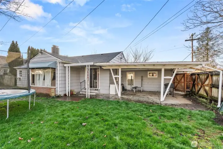 Covered patio for BBQ nights or rainy day play