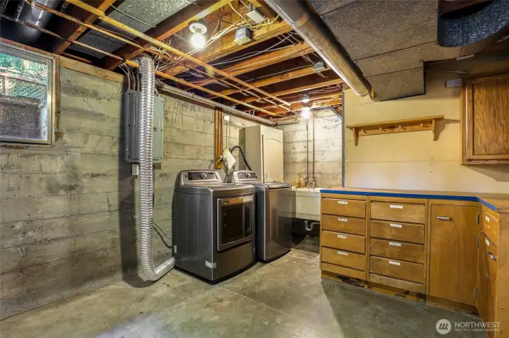 Downstairs laundry/utility room