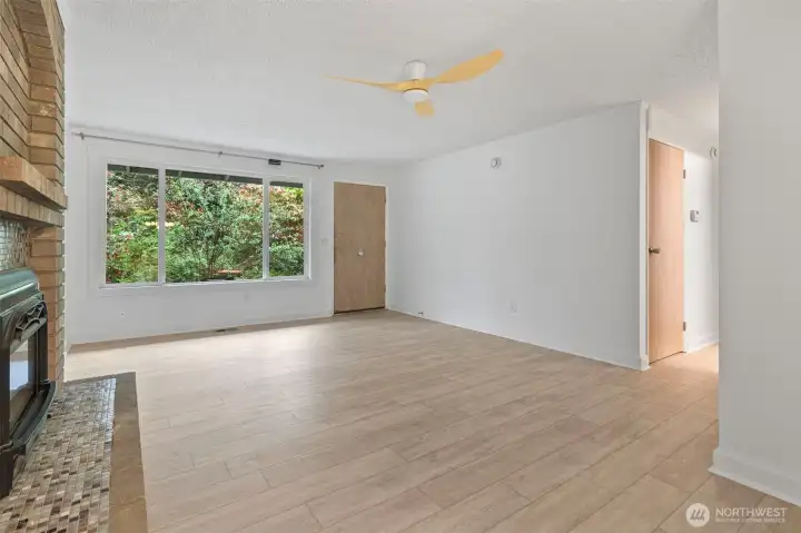 Main entrance to living room