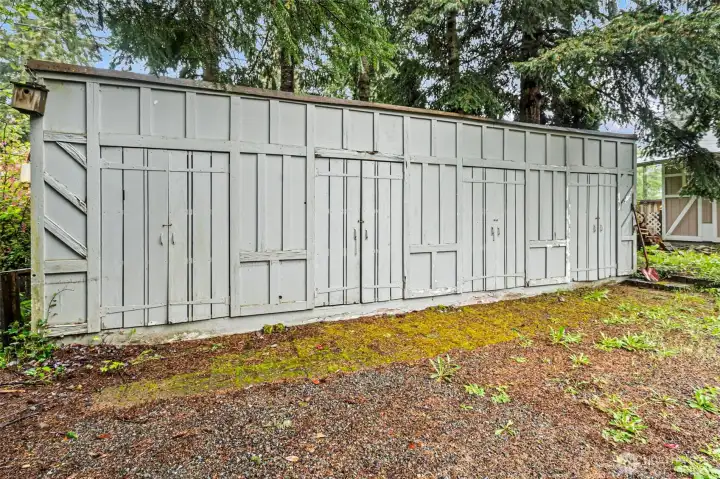 Large shed for all your gardening tools