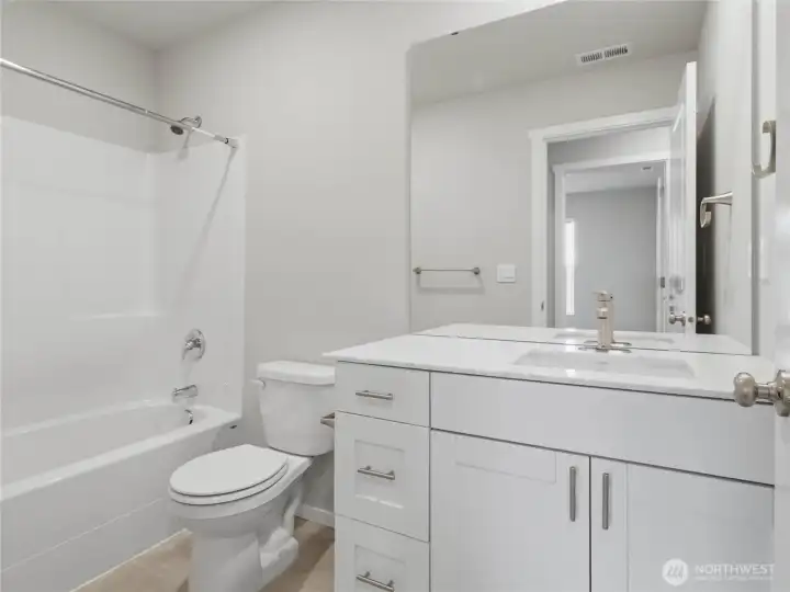 Kids/Guest full bath. Kids/Guest full bath.