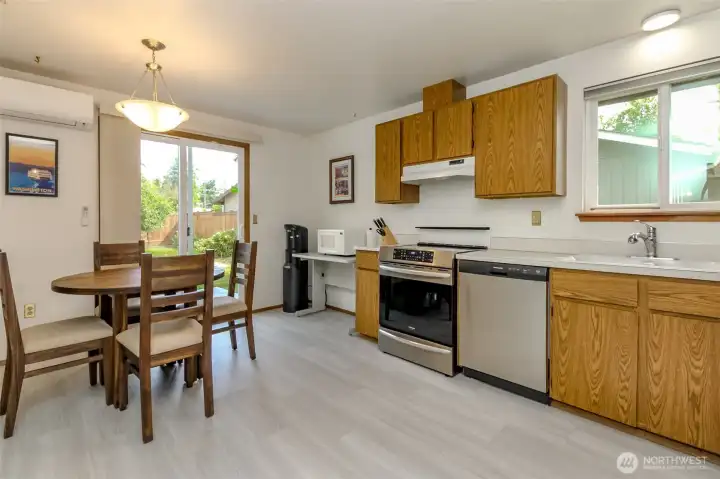 kitchen with eat in dining room