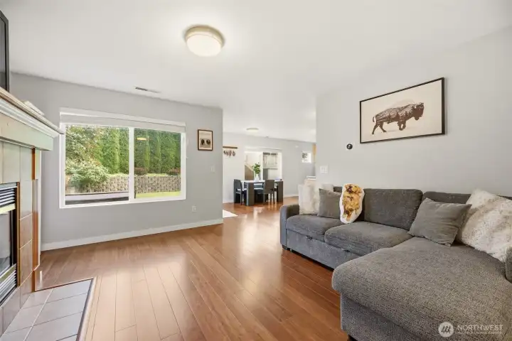 Enjoy the natural light. Large windows fill this space with sunshine throughout the day. Enjoy the natural light. Large windows fill this space with sunshine throughout the day.