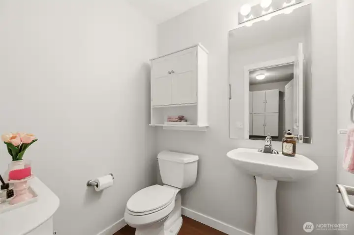 A convenient main-floor bathroom adds comfort and functionality. A convenient main-floor bathroom adds comfort and functionality.