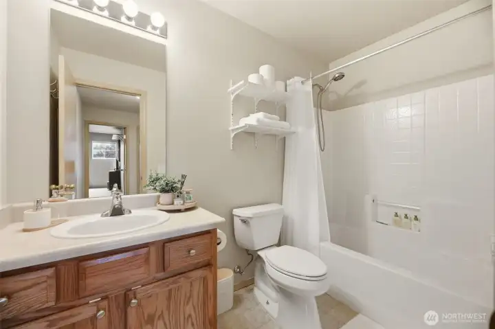 Fresh and functional. This bathroom offers comfort and convenience for everyday living. Fresh and functional. This bathroom offers comfort and convenience for everyday living.