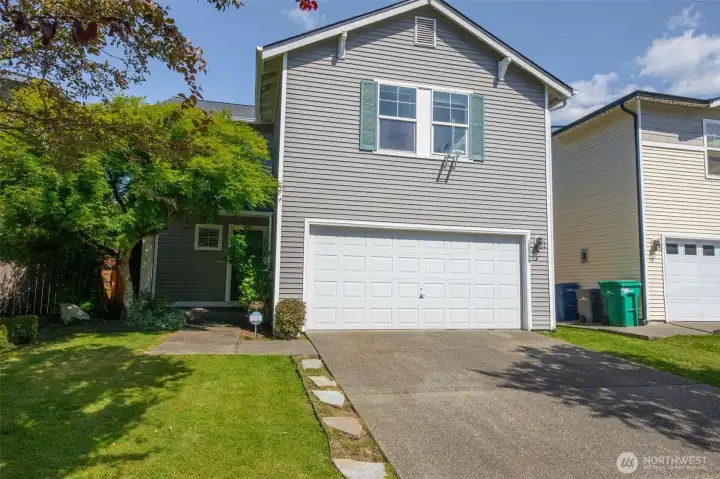 This beautiful home offers the perfect balance of comfort, function, and style. This beautiful home offers the perfect balance of comfort, function, and style.