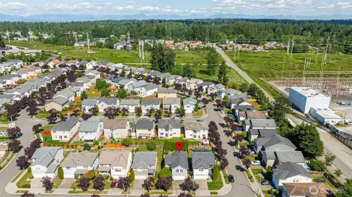 Well-maintained streets and nearby amenities make everyday living convenient. Well-maintained streets and nearby amenities make everyday living convenient.