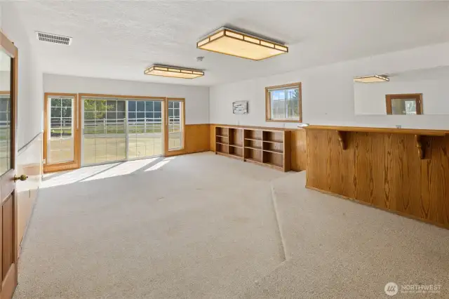 The 3rd space is an excellent bonus room!