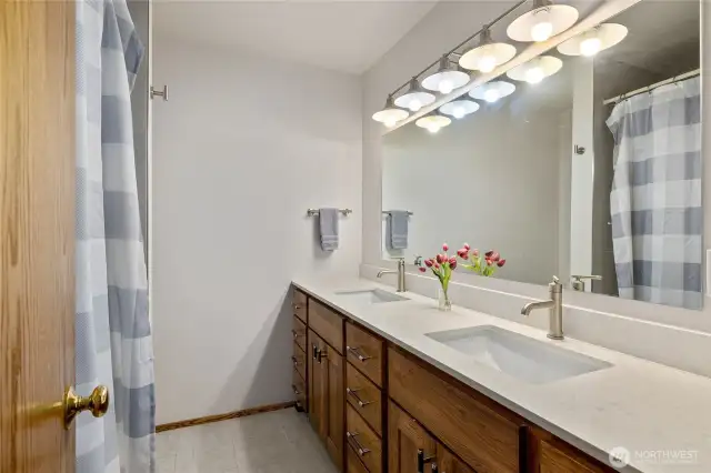 Hallway full bathroom that has been remodeled