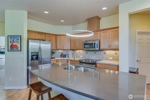 Full suite of stainless steel appliances.