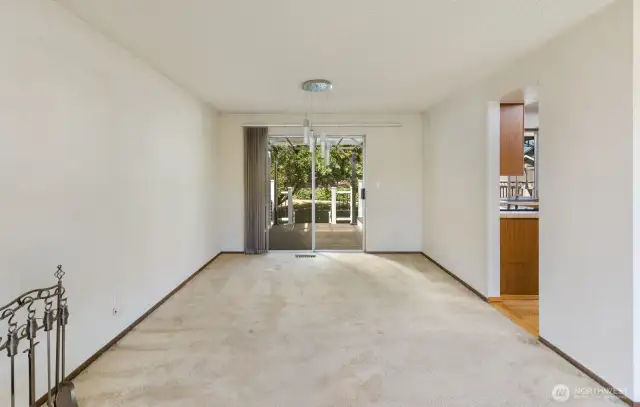 Dining Room and slider to back deck