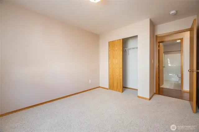 3rd Bedroom Doorway with Main Bath access