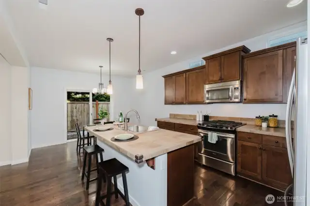 A kitchen perfect for gatherings!