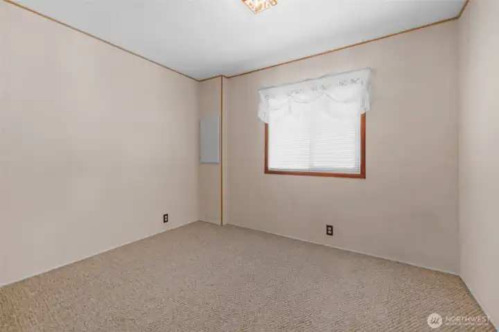 2nd Bedroom